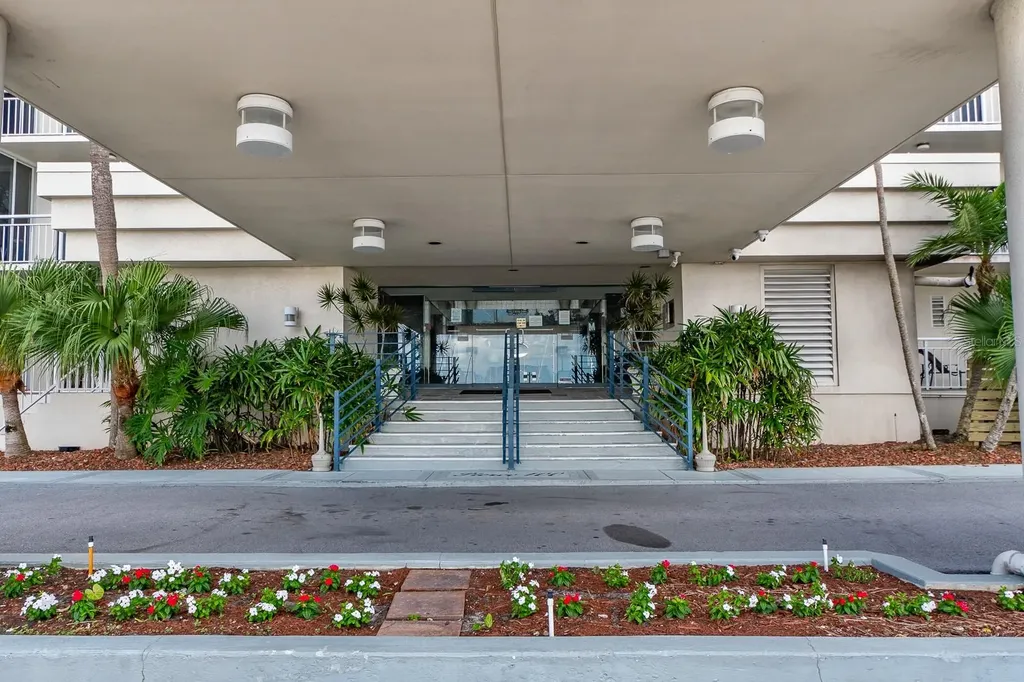 100 Pierce Street Clearwater FL 33756