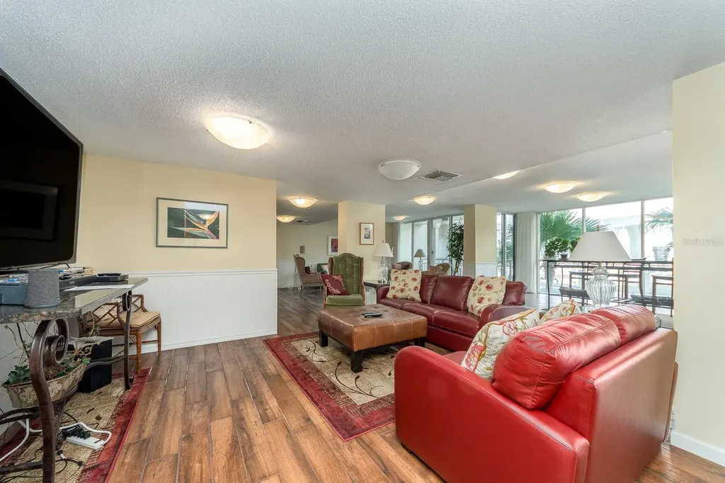 100 Pierce Street Clearwater FL 33756