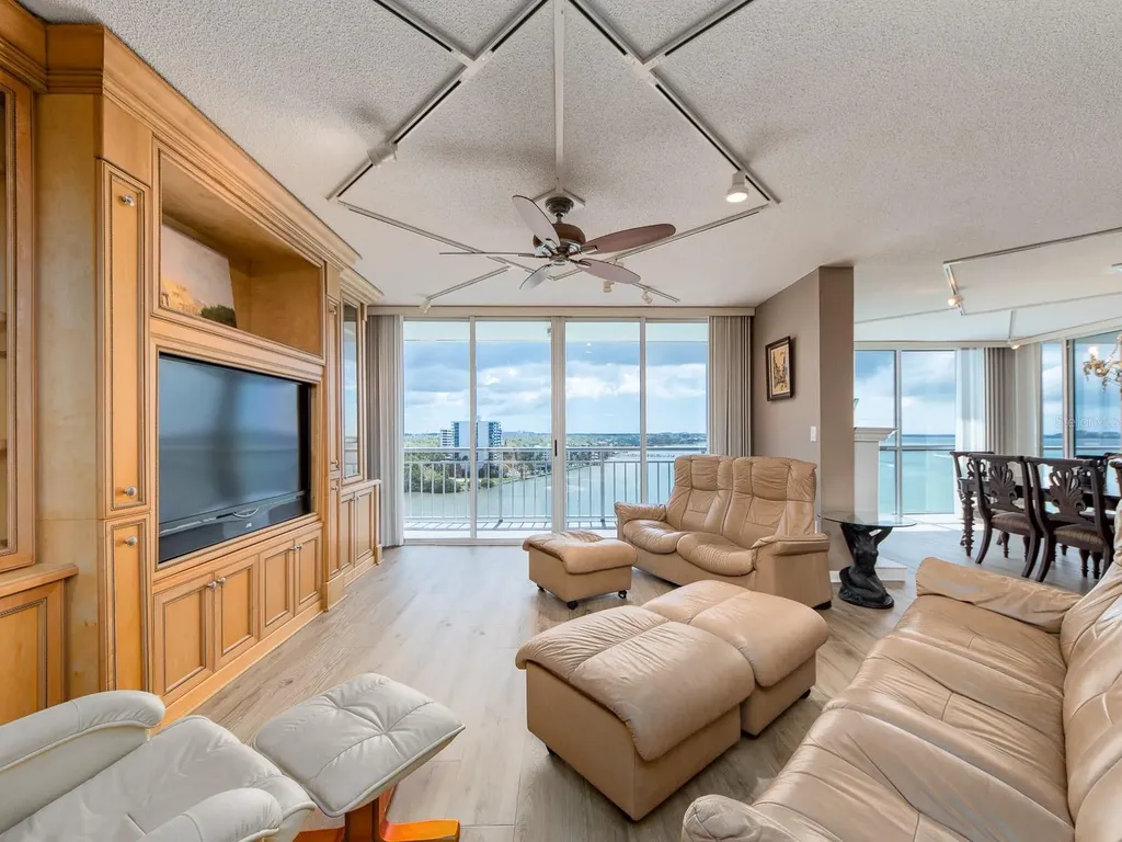 100 Pierce Street Clearwater FL 33756