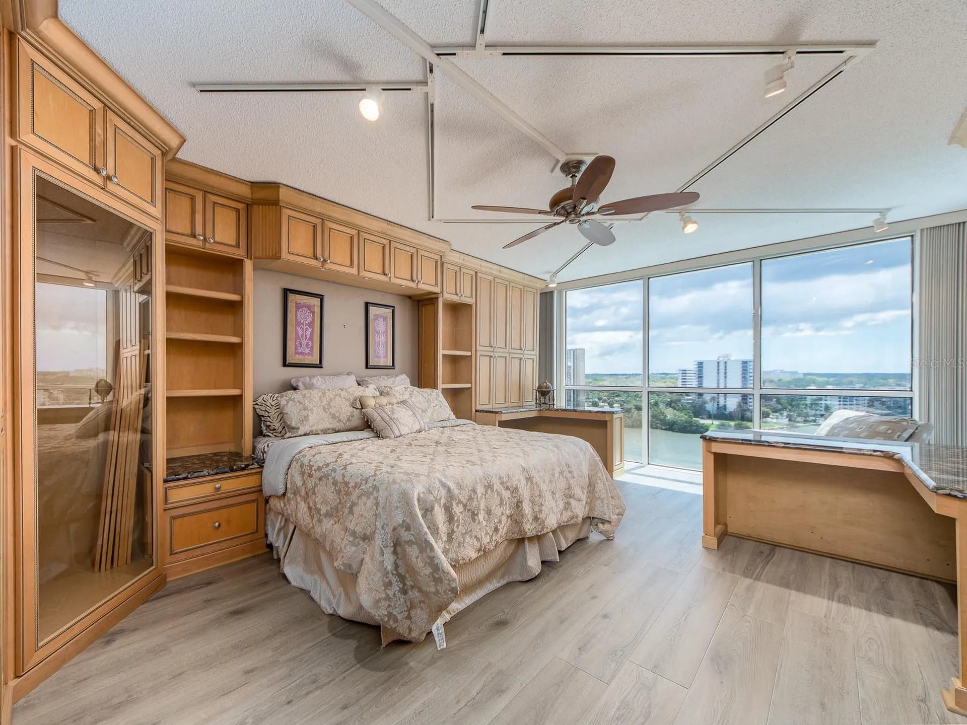 100 Pierce Street Clearwater FL 33756
