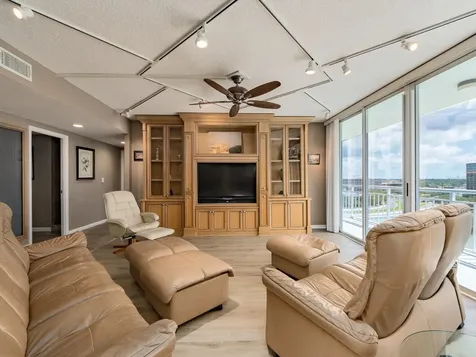 100 Pierce Street Clearwater FL 33756