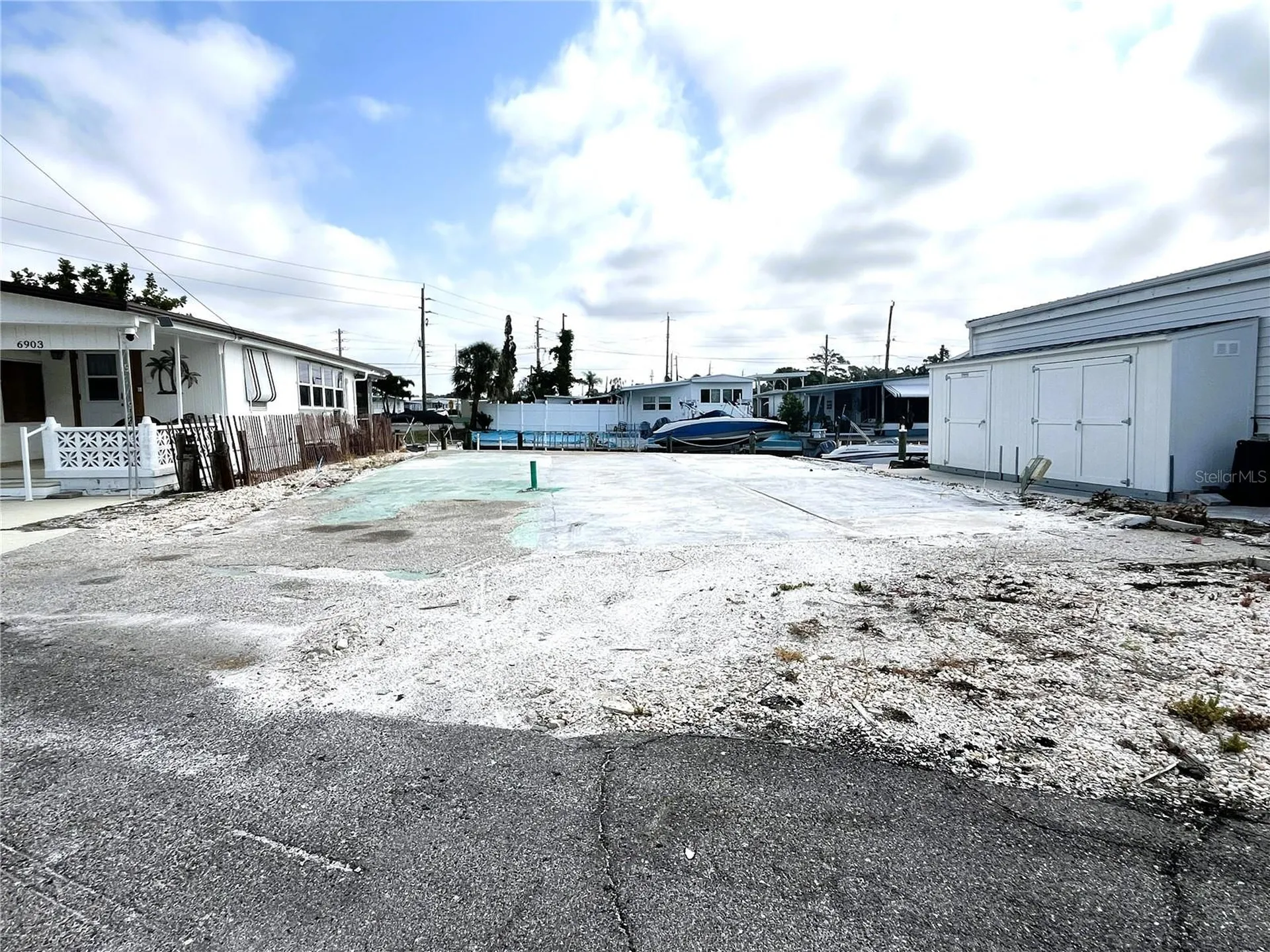 6905 W Bayou Lane Bradenton FL 34207