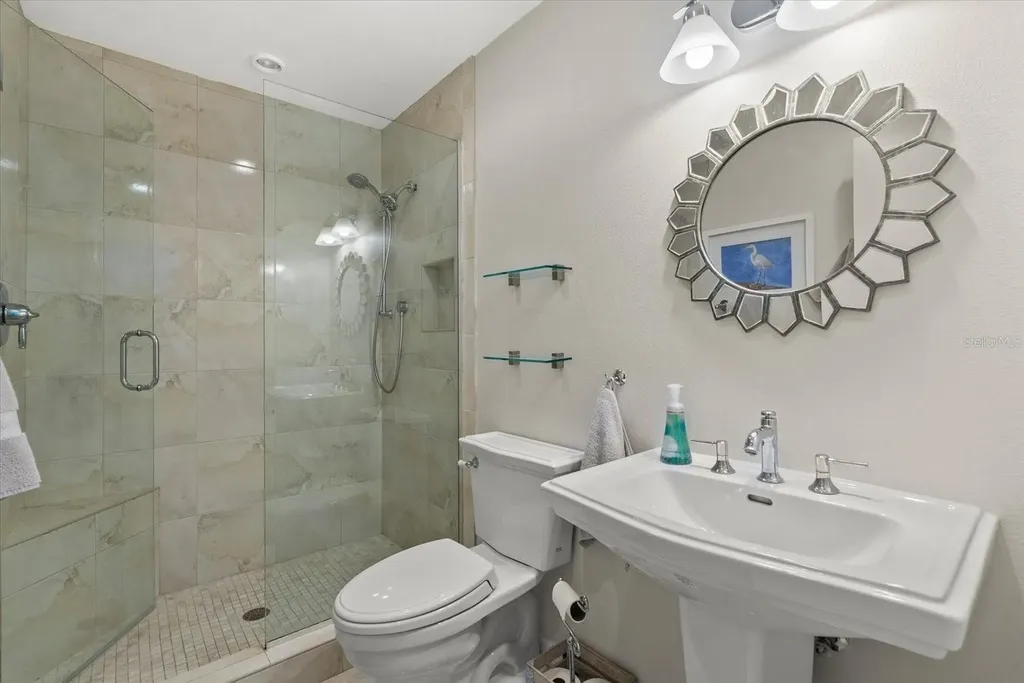 704 Tropical Circle Sarasota FL 34242