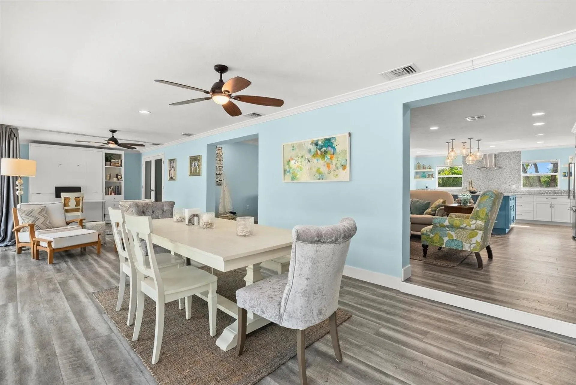 704 Tropical Circle Sarasota FL 34242