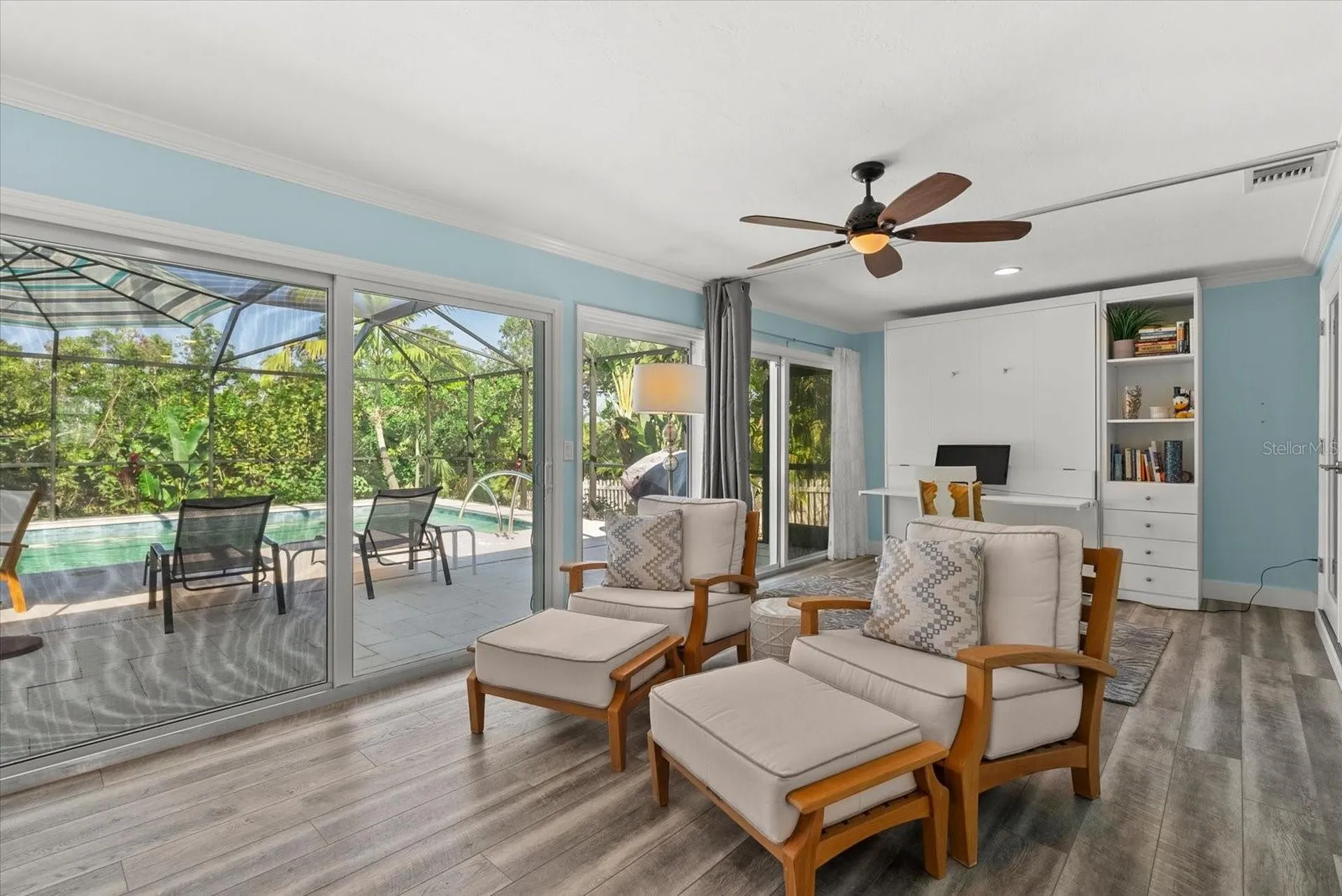 704 Tropical Circle Sarasota FL 34242