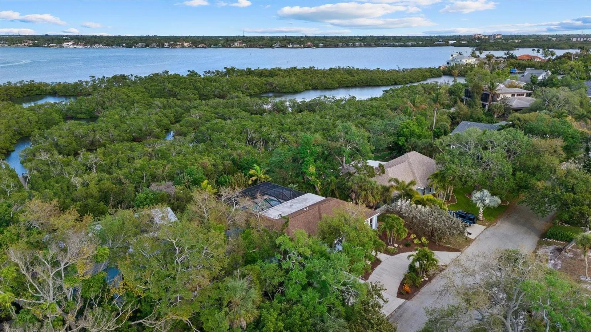 704 Tropical Circle Sarasota FL 34242