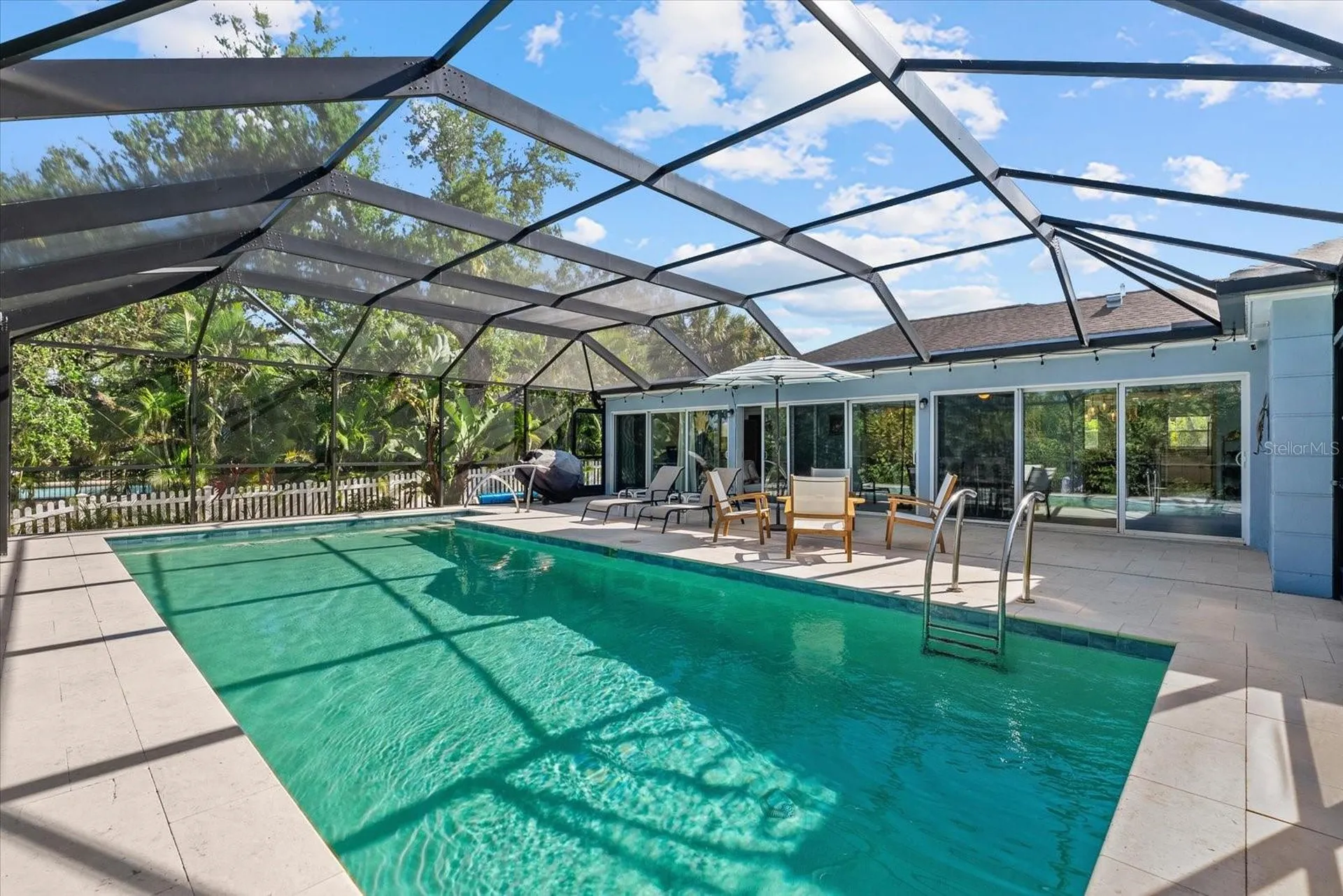 704 Tropical Circle Sarasota FL 34242