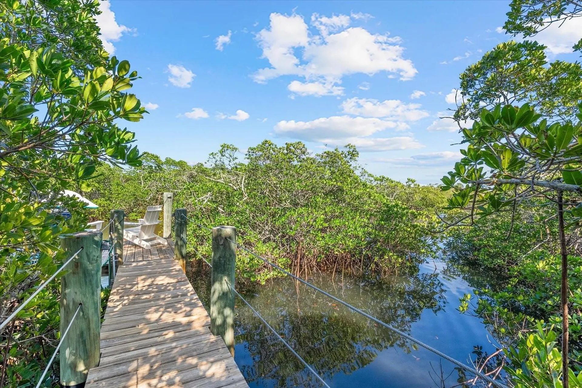 704 Tropical Circle Sarasota FL 34242