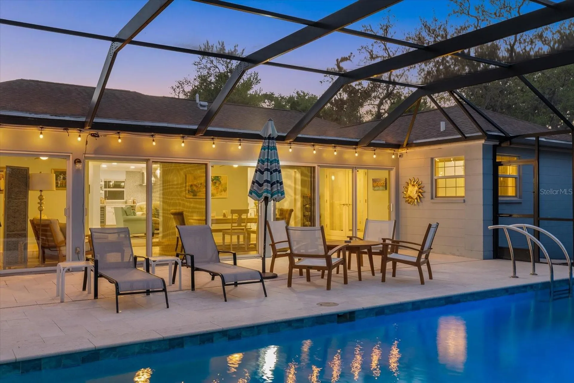 704 Tropical Circle Sarasota FL 34242