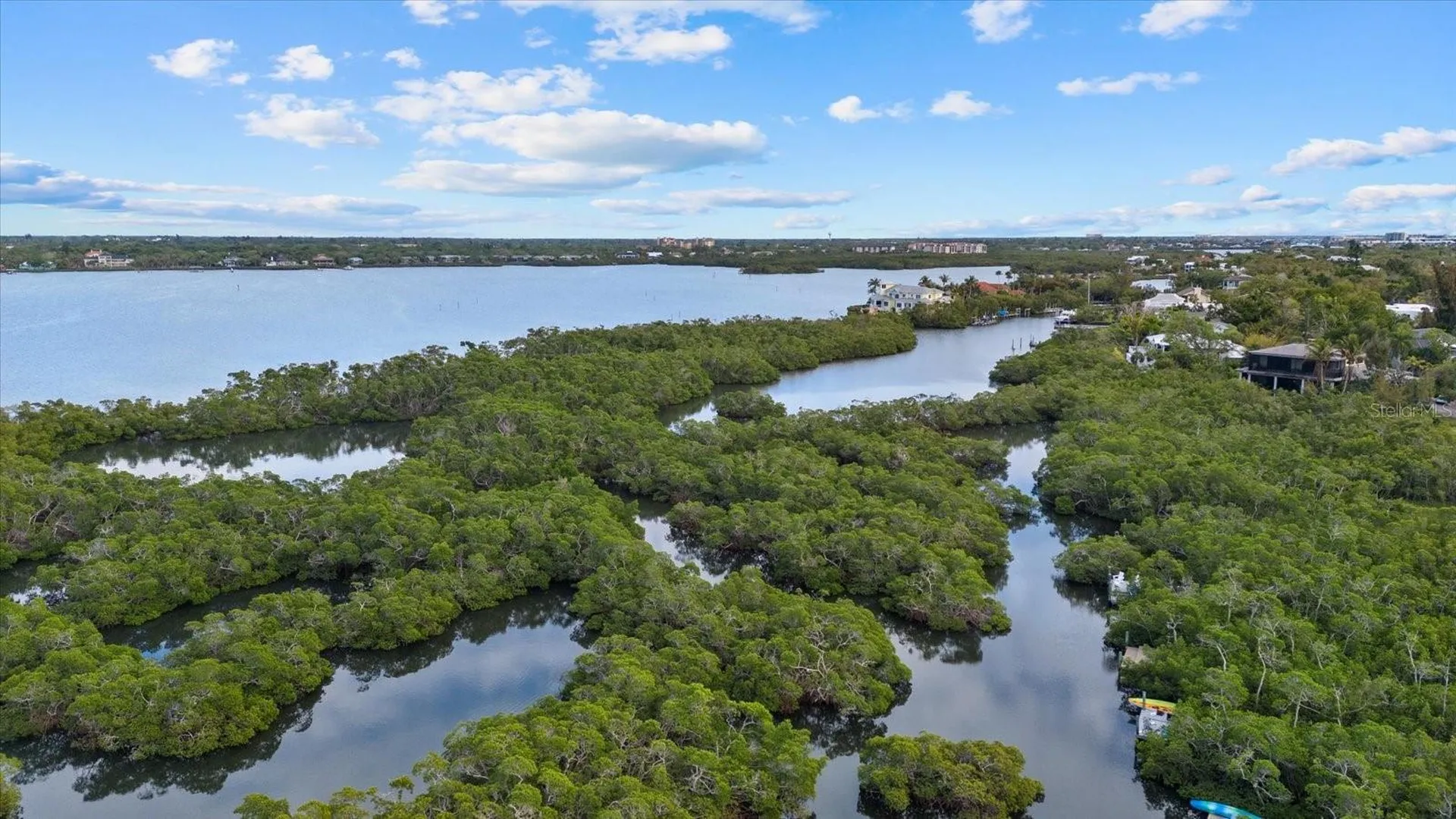 704 Tropical Circle Sarasota FL 34242
