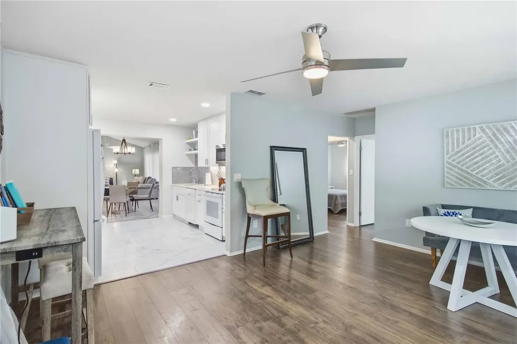 2545 Browning Street Sarasota FL 34237