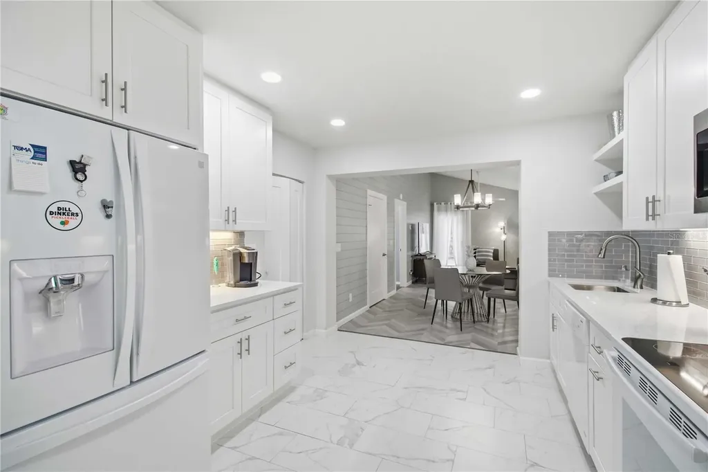 2545 Browning Street Sarasota FL 34237