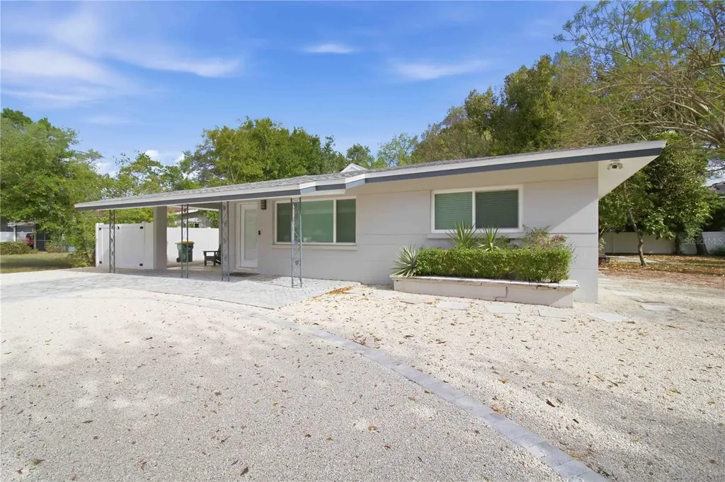 2545 Browning Street Sarasota FL 34237