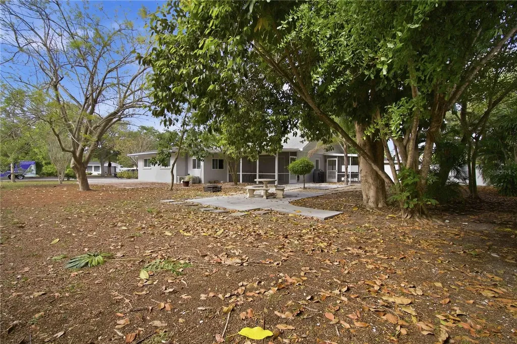 2545 Browning Street Sarasota FL 34237