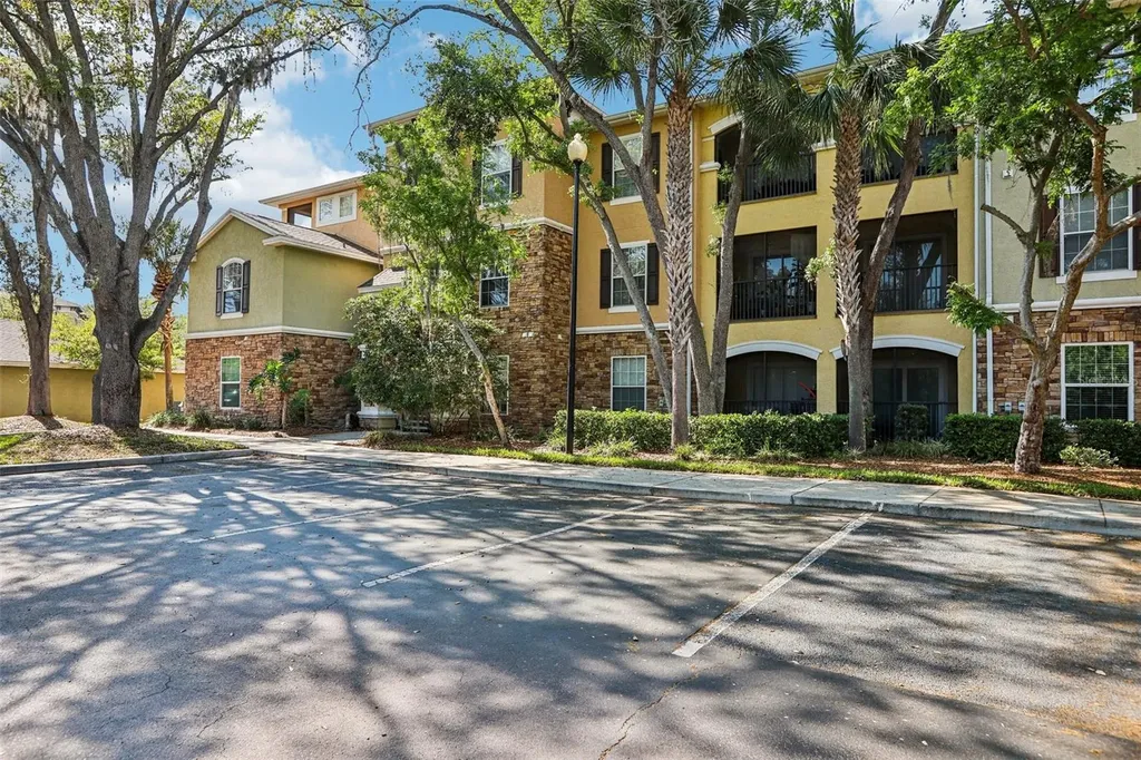 10125 Courtney Palms Boulevard Tampa FL 33619