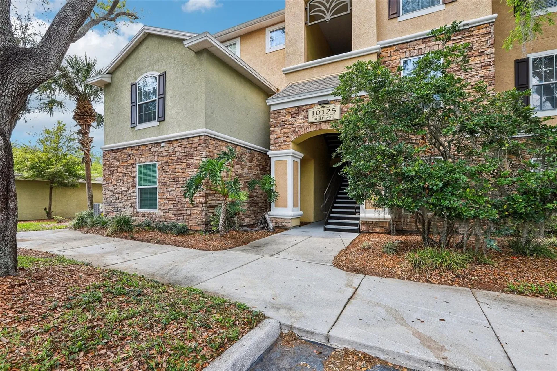 10125 Courtney Palms Boulevard Tampa FL 33619