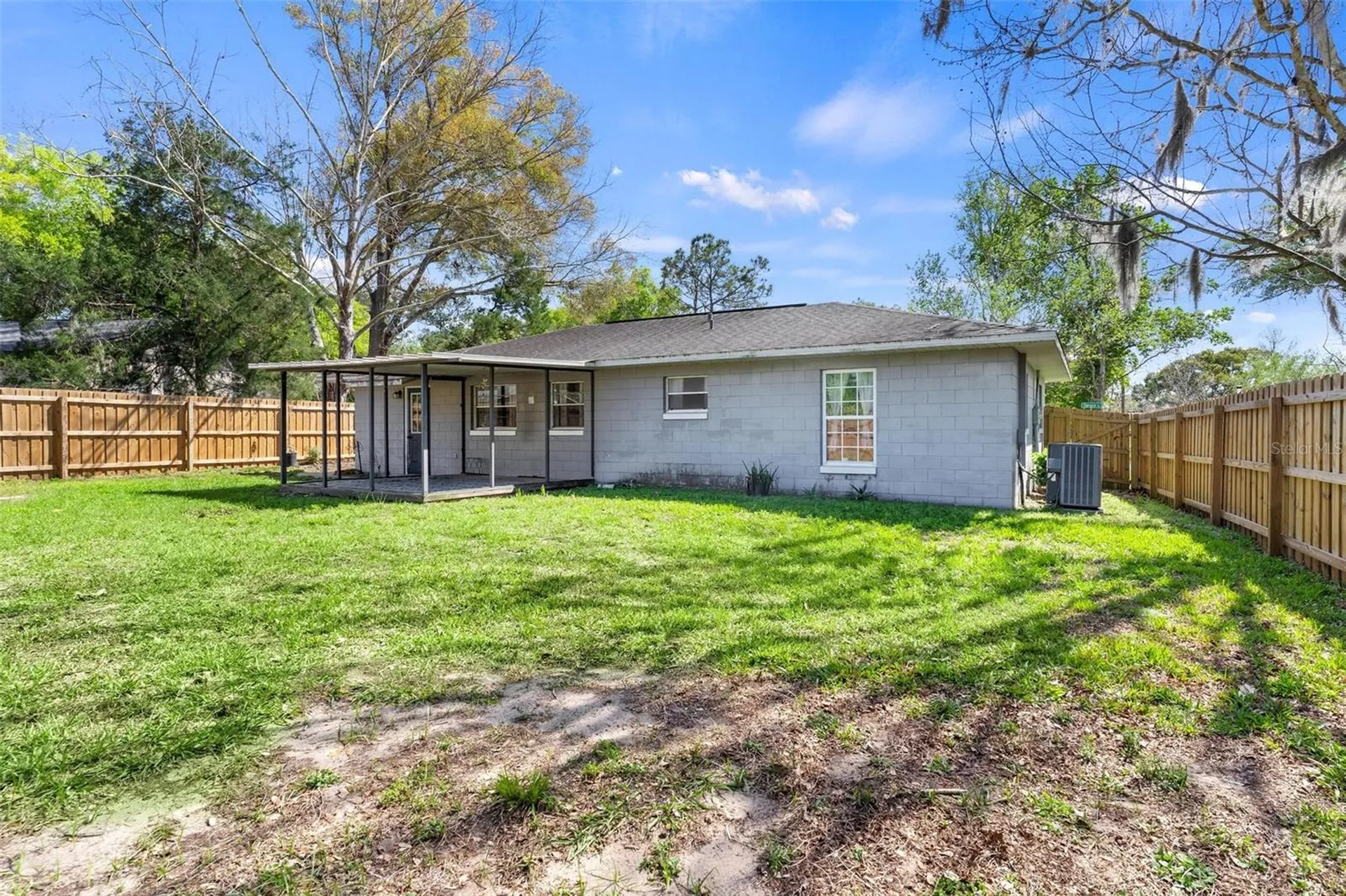 1101 Spruce Court Tavares FL 32778