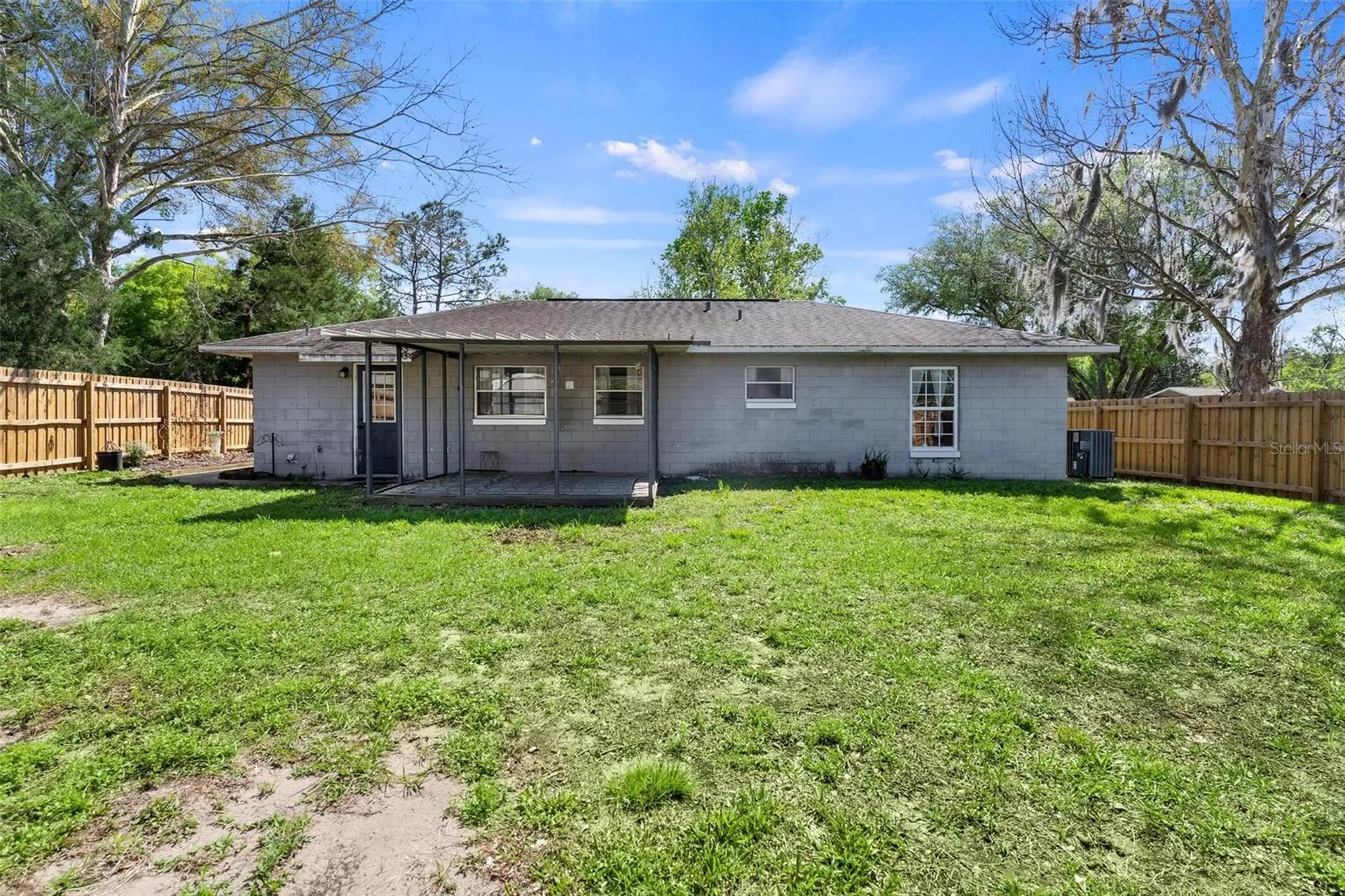 1101 Spruce Court Tavares FL 32778