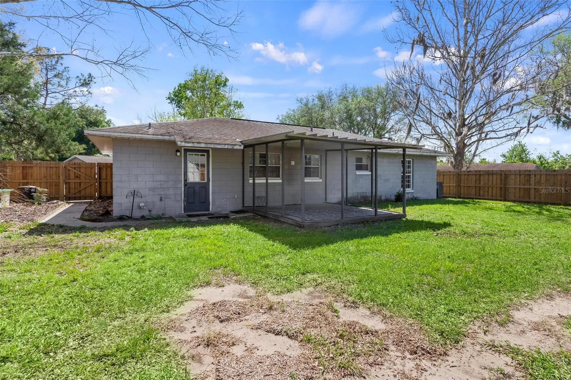 1101 Spruce Court Tavares FL 32778
