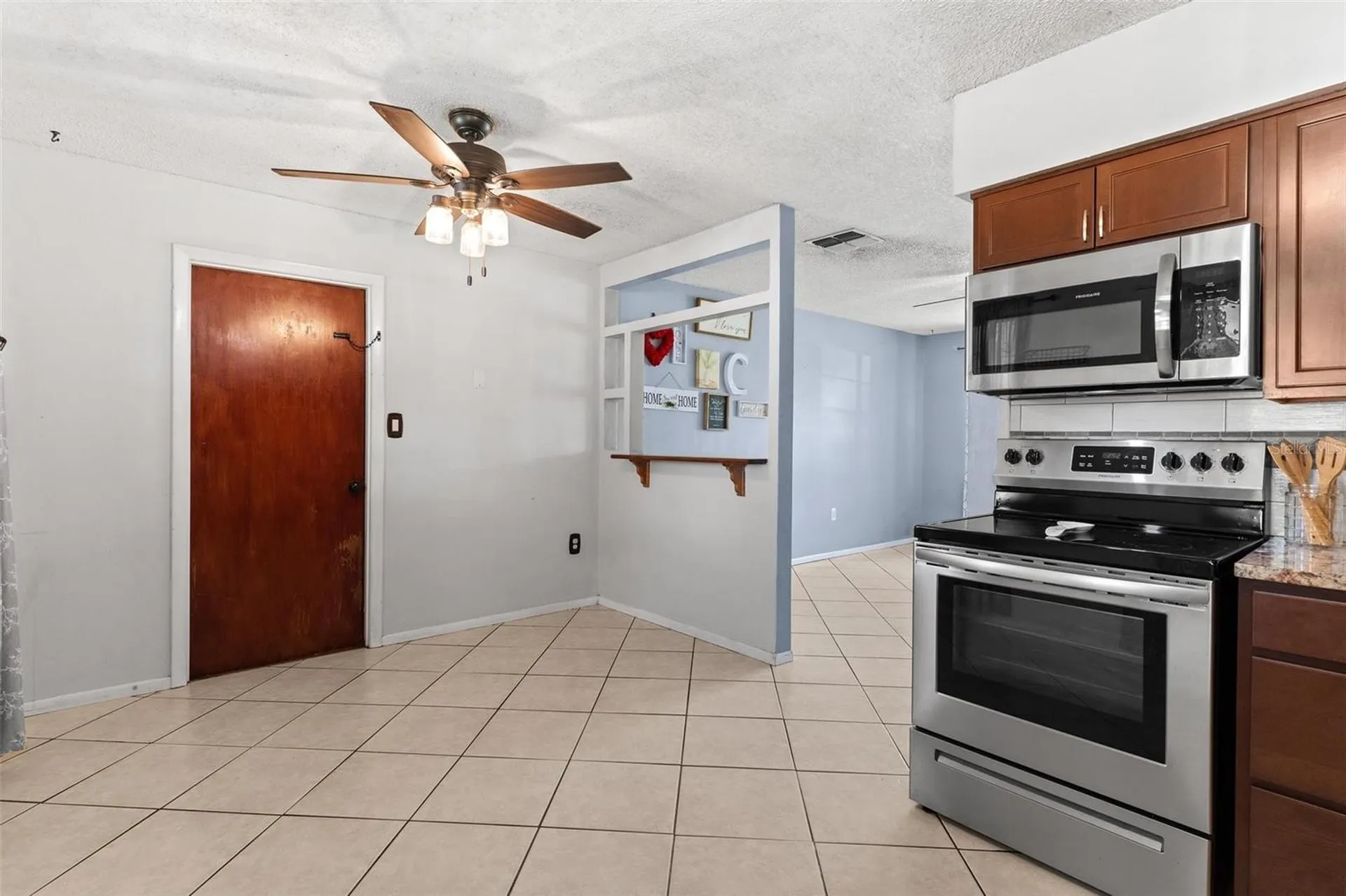 1101 Spruce Court Tavares FL 32778