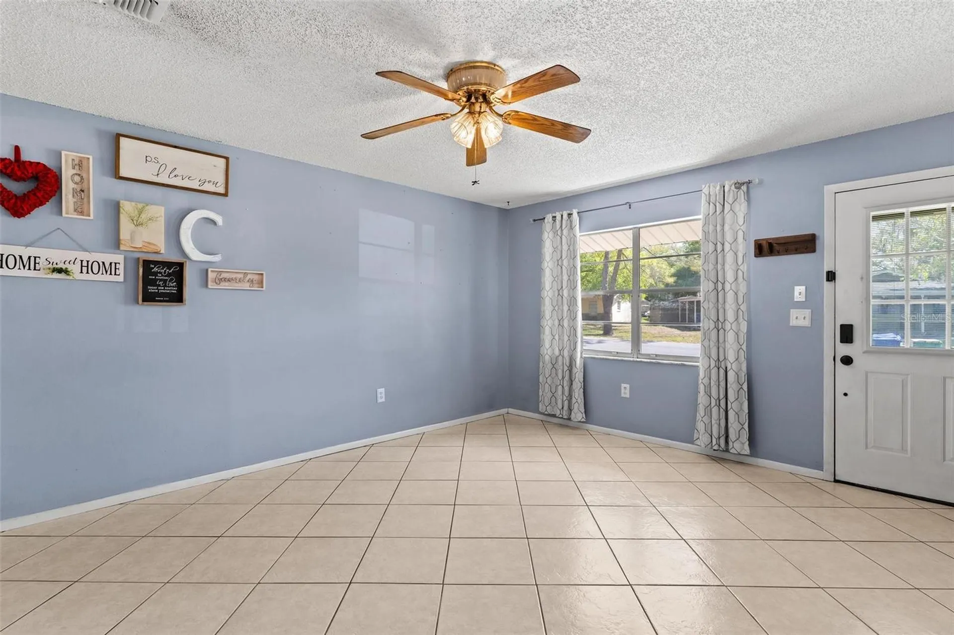 1101 Spruce Court Tavares FL 32778