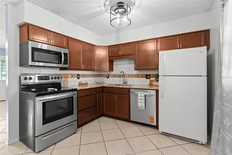 1101 Spruce Court Tavares FL 32778