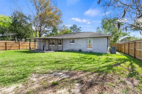 1101 Spruce Court Tavares FL 32778