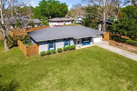 1101 Spruce Court Tavares FL 32778