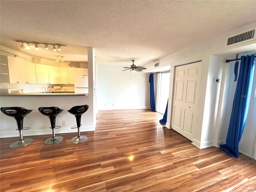 3315 58th Avenue S St Petersburg FL 33712