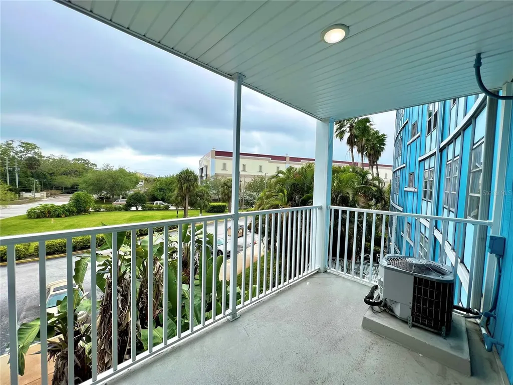 3315 58th Avenue S St Petersburg FL 33712