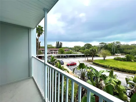 3315 58th Avenue S St Petersburg FL 33712