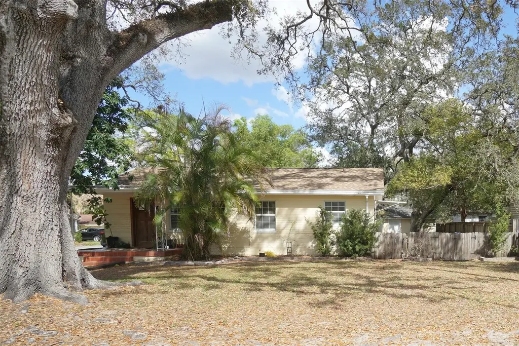 5611 N Mckay Avenue Tampa FL 33603