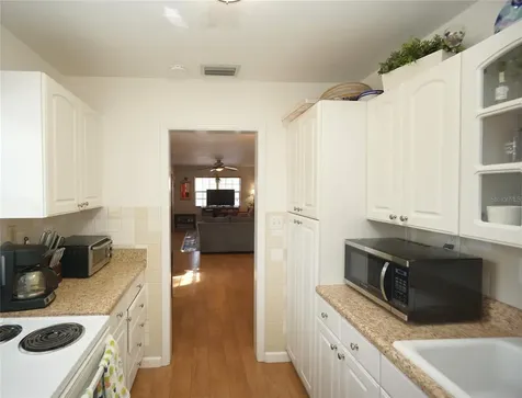 5611 N Mckay Avenue Tampa FL 33603