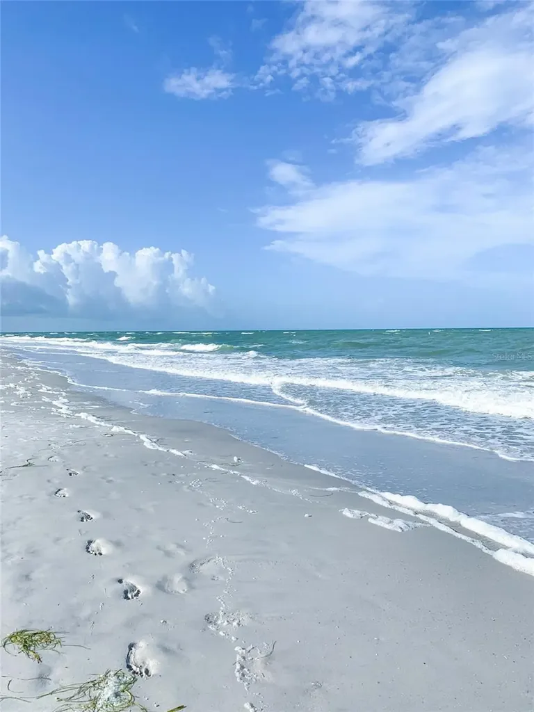 5940 21st Street N St Petersburg FL 33714