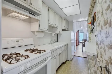5940 21st Street N St Petersburg FL 33714