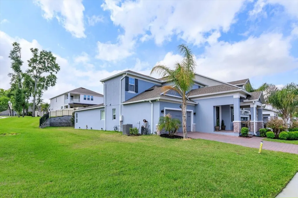 1231 Foltz Loop Oakland FL 34787