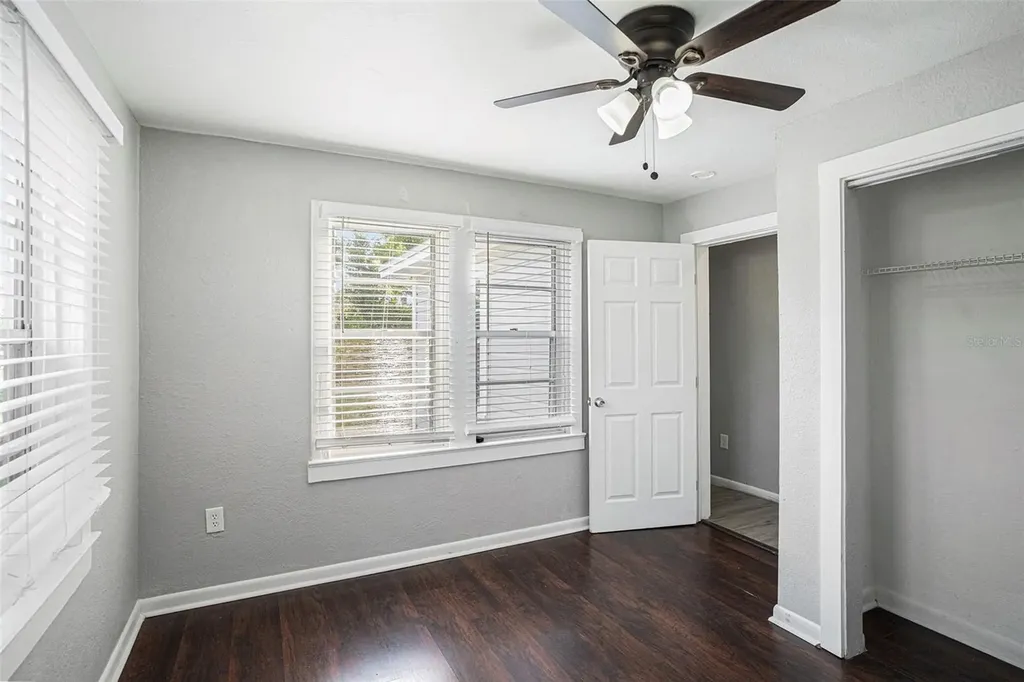 1603 E 33rd Avenue Tampa FL 33610
