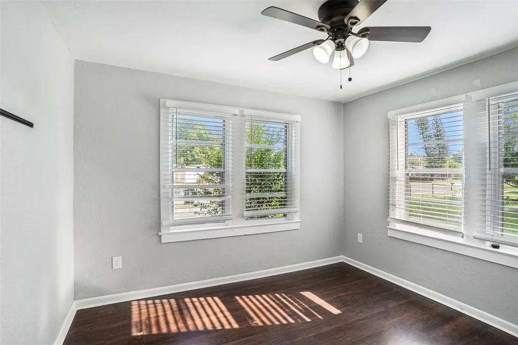 1603 E 33rd Avenue Tampa FL 33610