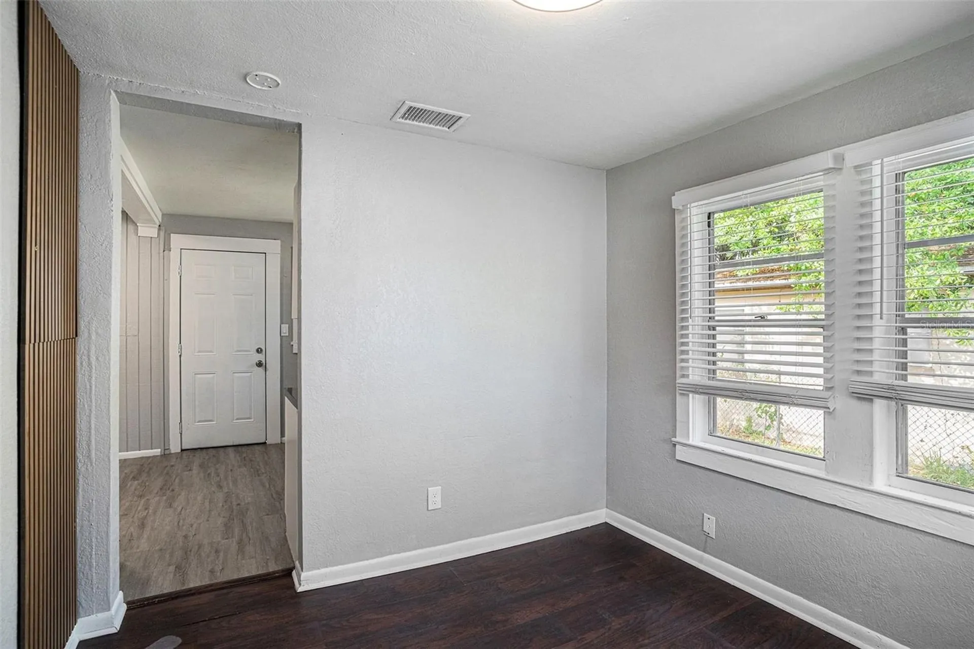 1603 E 33rd Avenue Tampa FL 33610