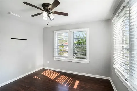 1603 E 33rd Avenue Tampa FL 33610