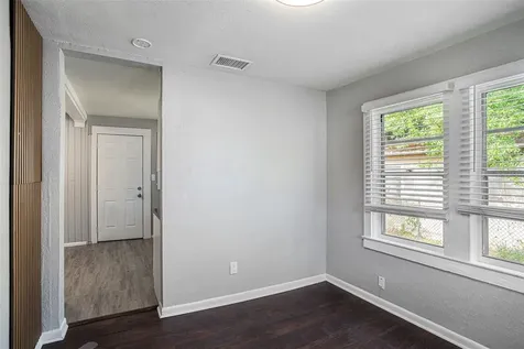 1603 E 33rd Avenue Tampa FL 33610