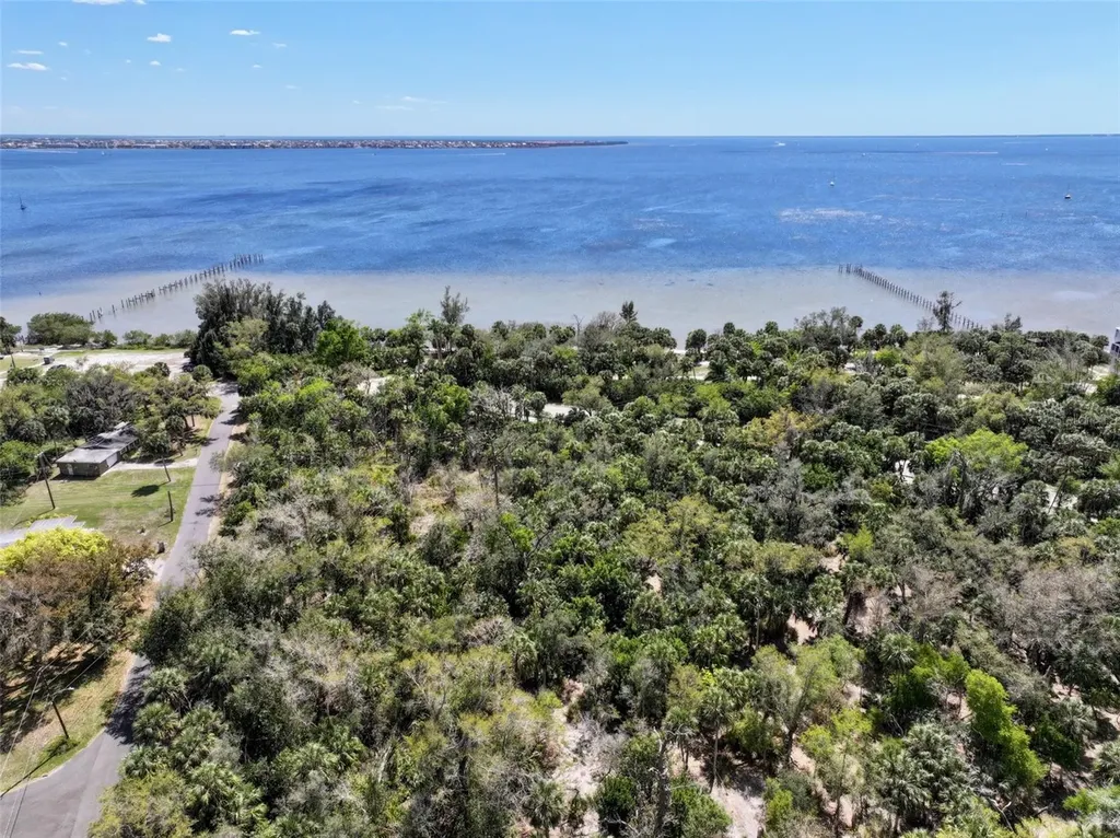 22901 Bayshore Road Punta Gorda FL 33980