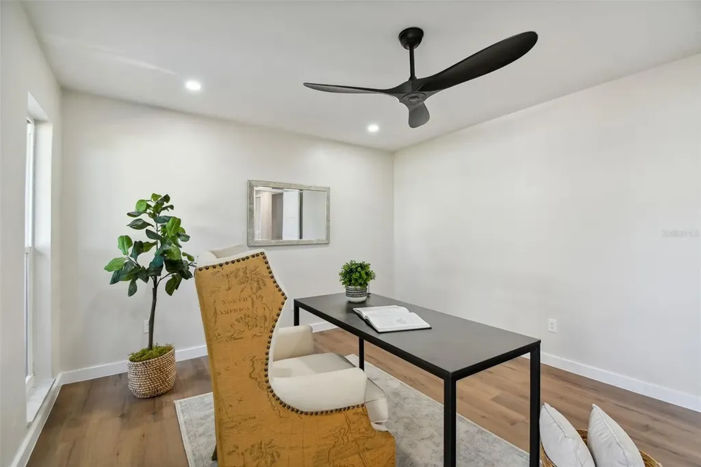 570 Casler Avenue Clearwater FL 33755