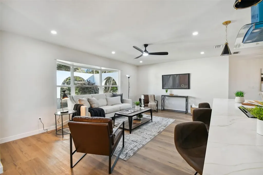 570 Casler Avenue Clearwater FL 33755