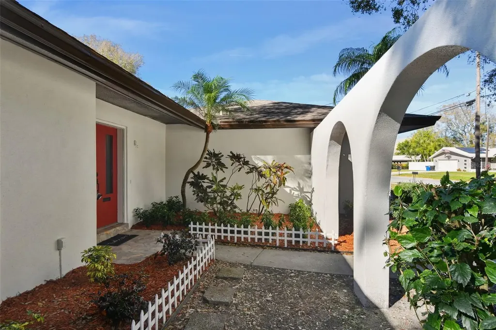 570 Casler Avenue Clearwater FL 33755