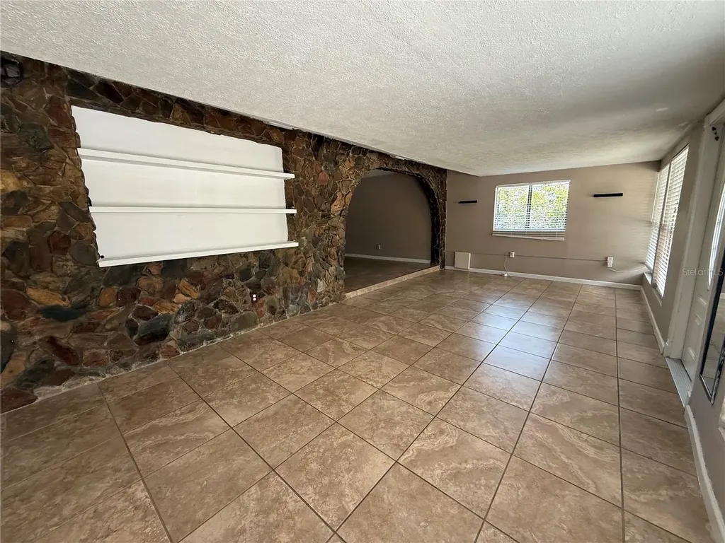 6014 Southern Comfort Boulevard Tampa FL 33634