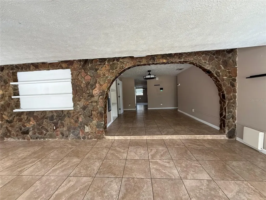6014 Southern Comfort Boulevard Tampa FL 33634