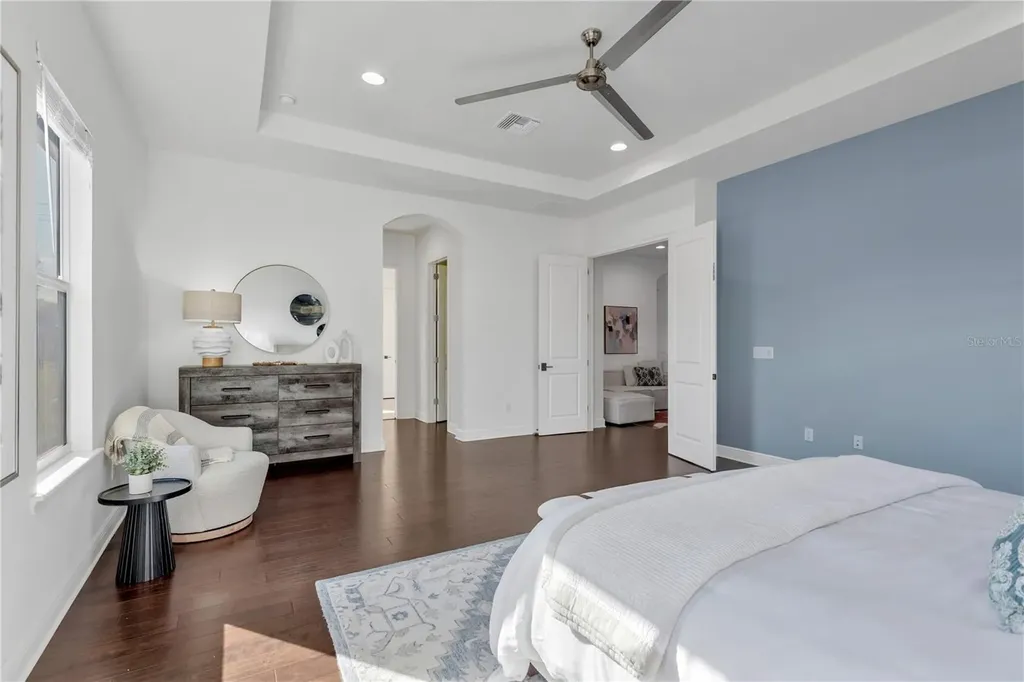 3824 W Santiago Street Tampa FL 33629