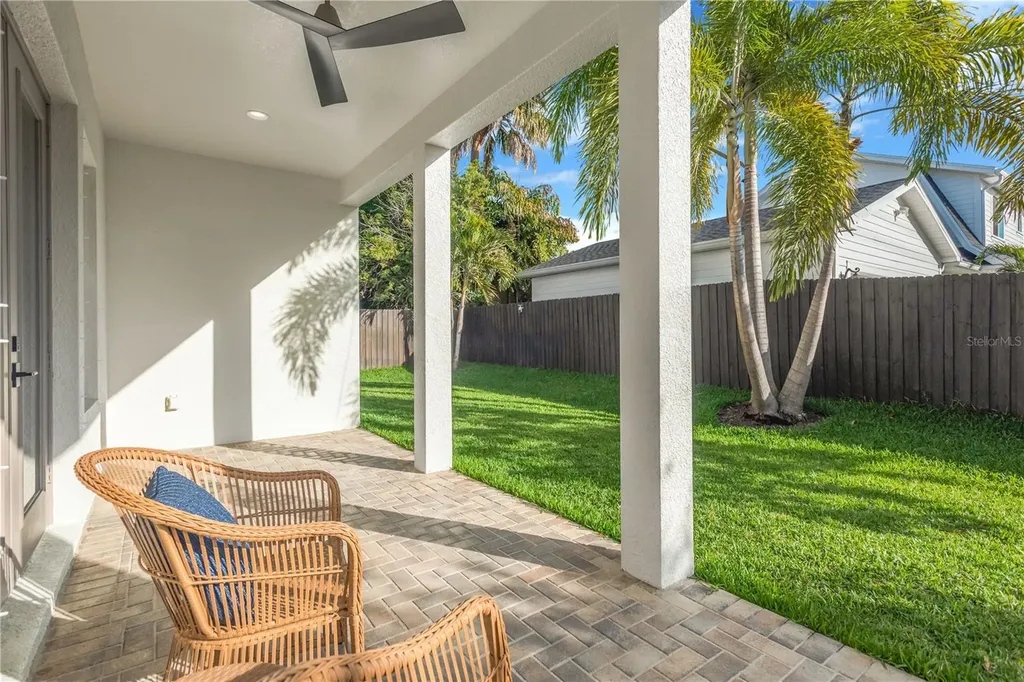 3824 W Santiago Street Tampa FL 33629