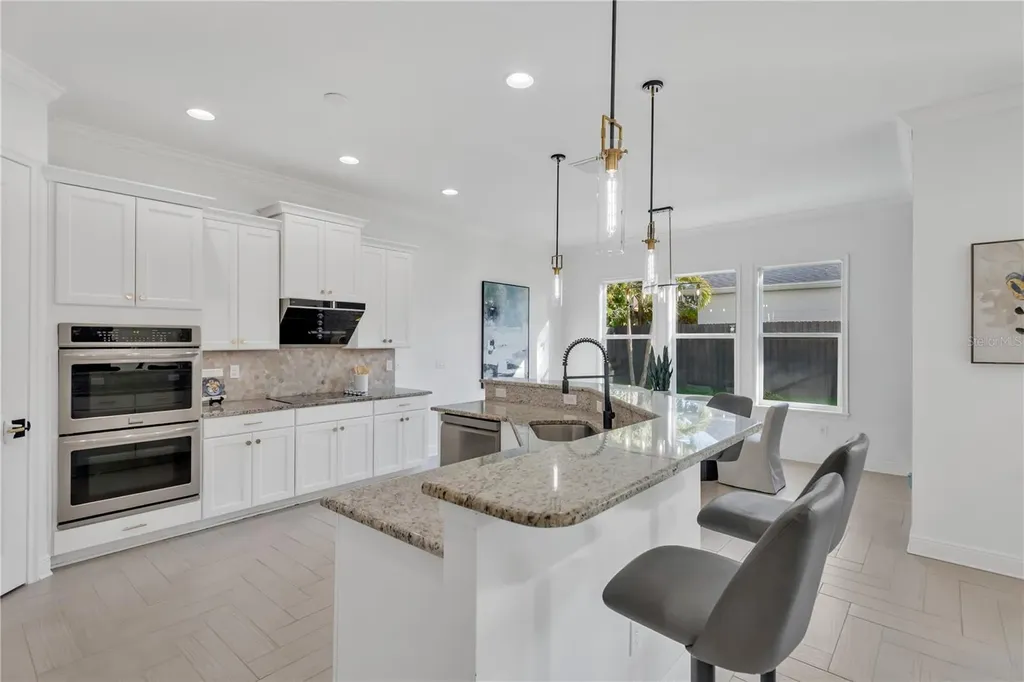 3824 W Santiago Street Tampa FL 33629